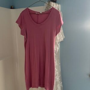 Newport News Short Sleeve Pink Dress Tee